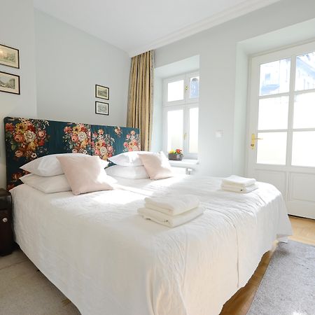 كراكوفيا Crystal Suites Chez Helena المظهر الخارجي الصورة