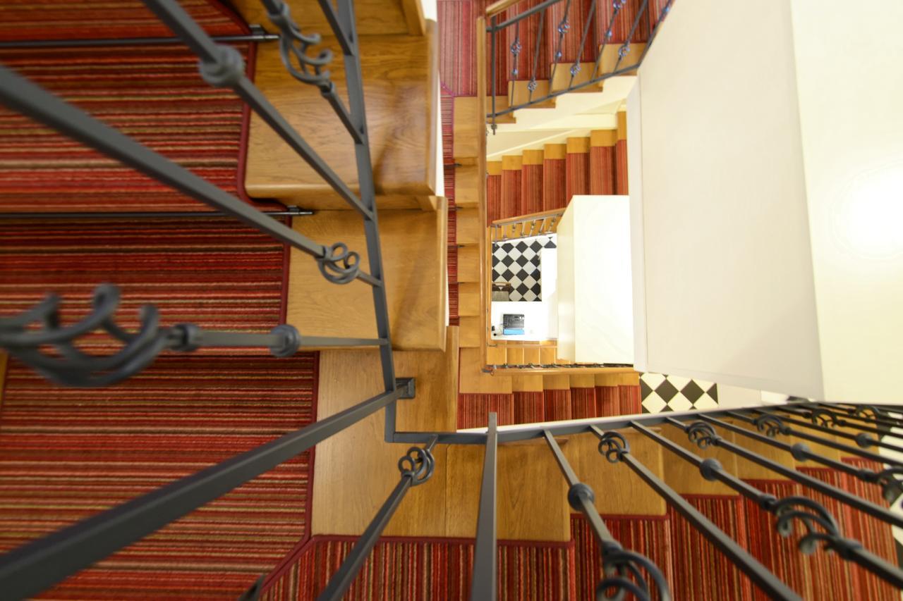 كراكوفيا Crystal Suites Chez Helena المظهر الخارجي الصورة